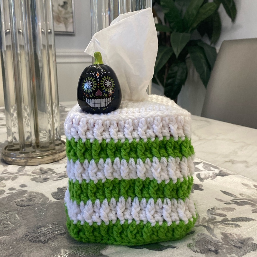 Sugar Skull Halloween Tissue Box Cover Crochet